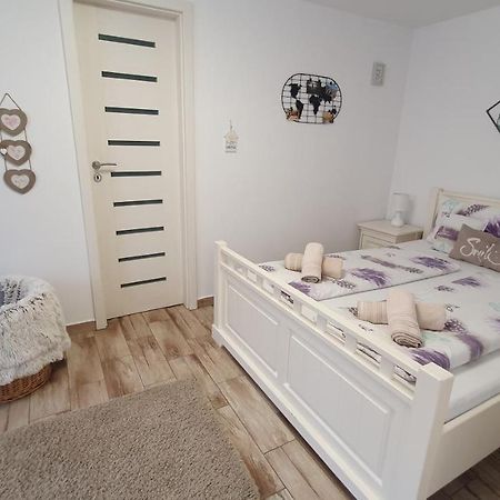 Smiley Rezident Appartement Sibiu Buitenkant foto